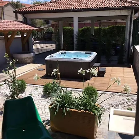 Vila Melosa Holiday home Vodice